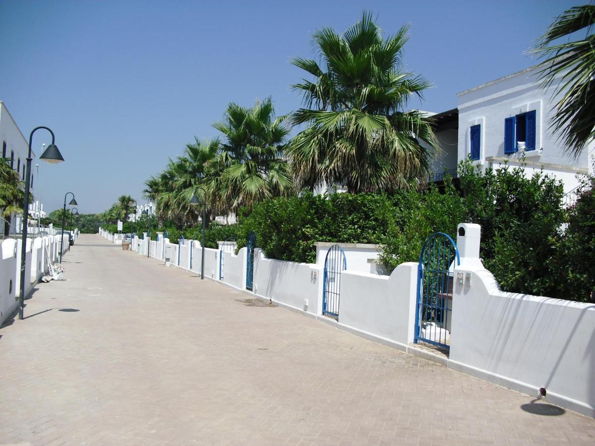 Villa In Villaggio Porto Cesareo Buitenkant foto